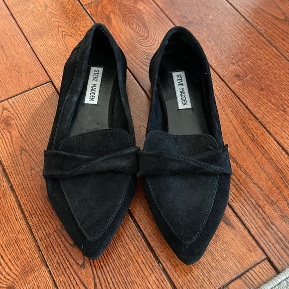 Steve Madden Shoes - Steve Madden Velour Shoe